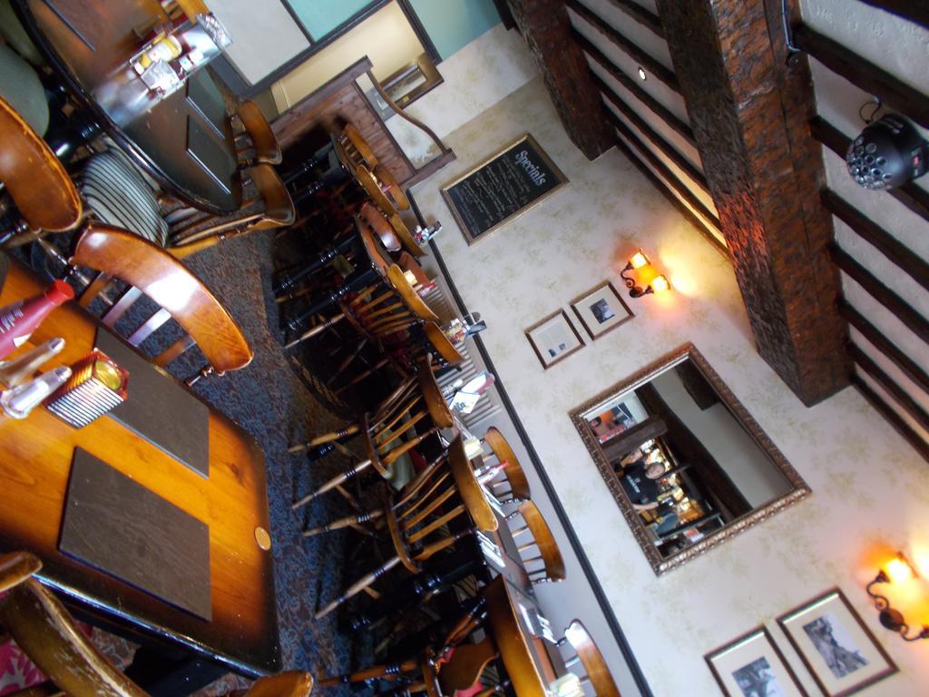 The White Lion Hotel Machynlleth Luaran gambar