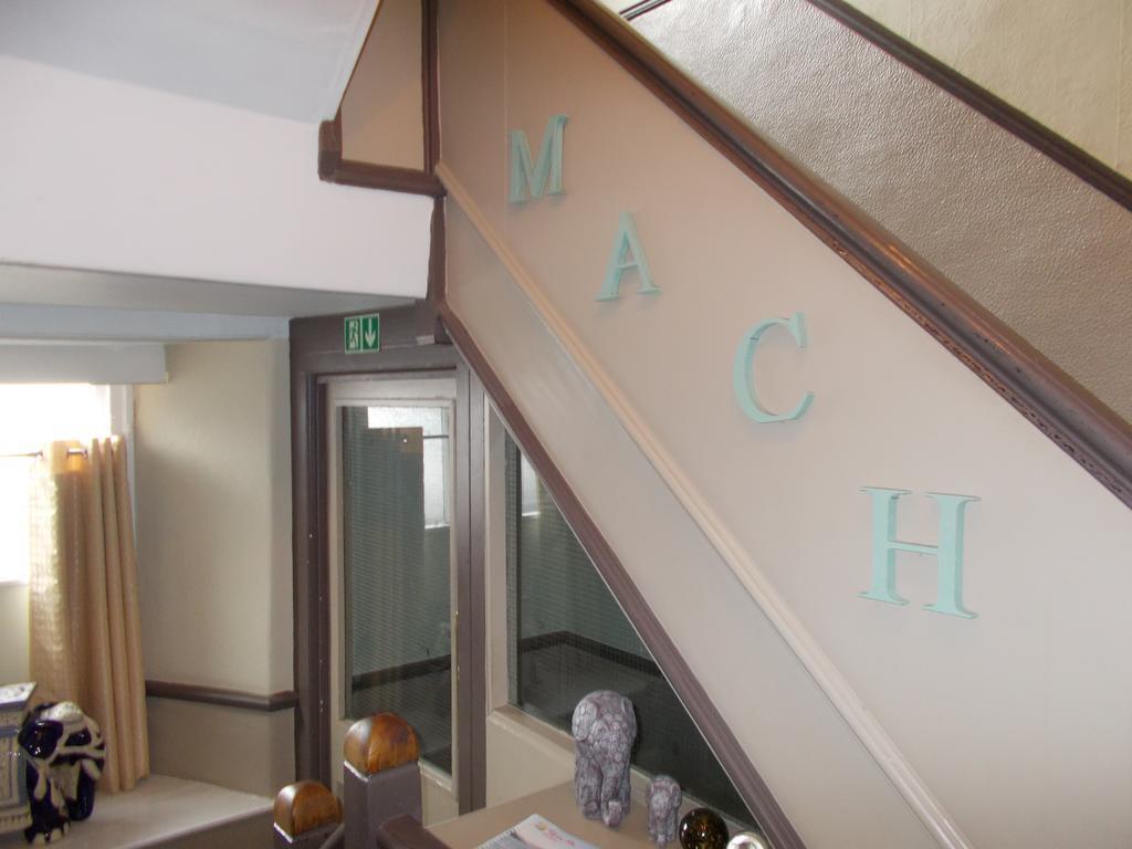 The White Lion Hotel Machynlleth Luaran gambar